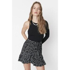 New Trendyol Women Mini Ruffled Skirt Regular Fit Knitted Skirt, S